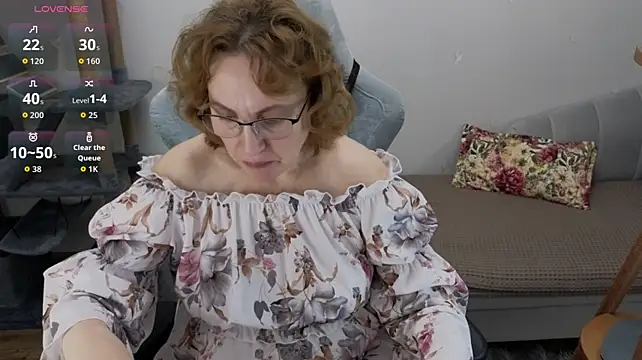 Ava_Gardner_ - A dildo is fucking my pussy.