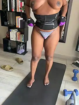 Miss_LaToYa - Quick Morning Masturbation 😈🍆🥵