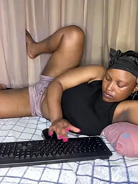 Bellabootie - yes daddy,lets fuck together