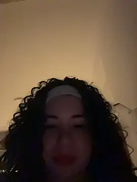 Hey_Cata - Milk in face
