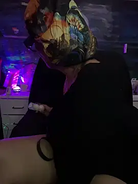TheDime - Squirting on Targets