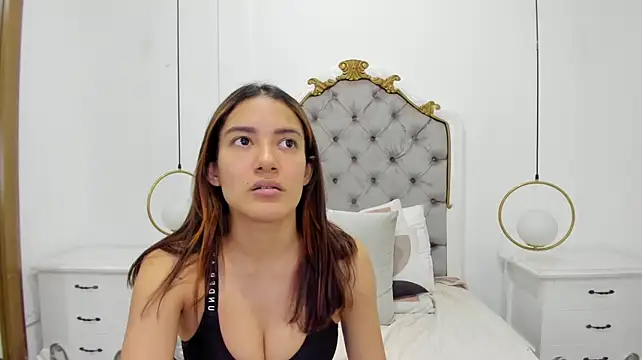 Skylerwhite02 - show tits