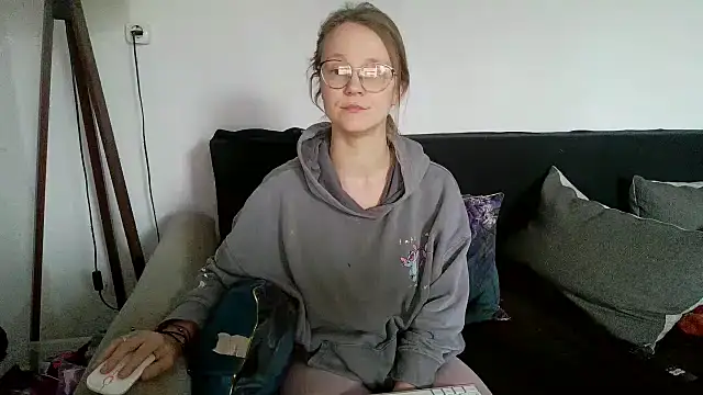 Leni-Fuchs - boobs oil ticket show