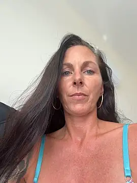 Mel-Mia - Let it vibe! 🥵 LT Hot Clip