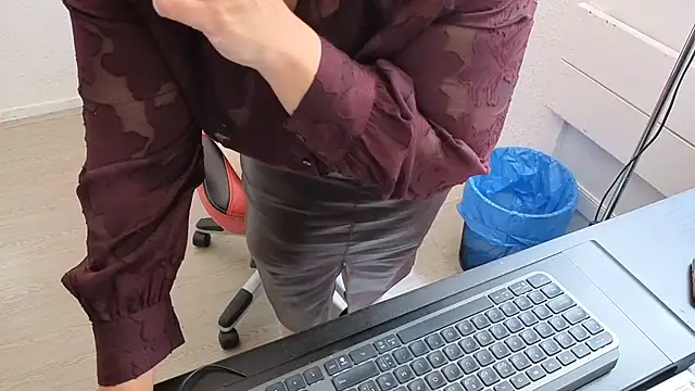Sofiatwork - FLASH ASS + SNAP LT