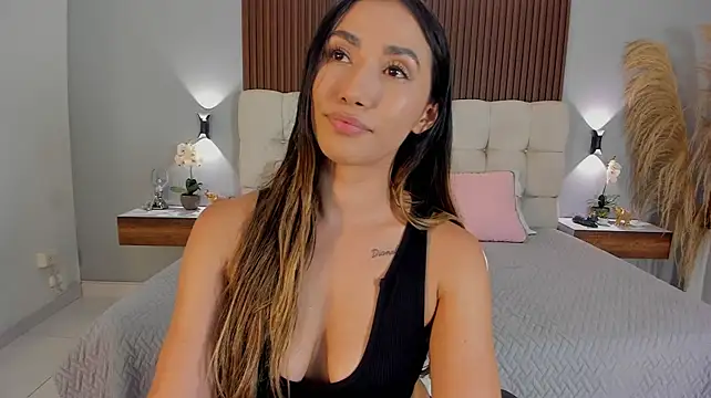 Emma23__ - slow tease