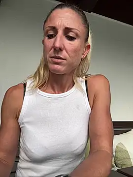 VivienneBlac - Oil the Boobs⚡️💦