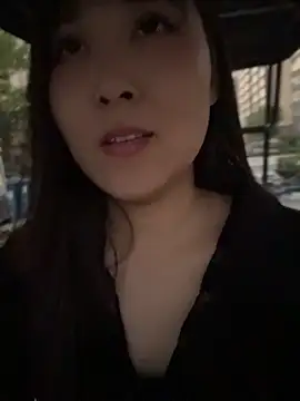 Doreennn - 现场脱掉吊带裙