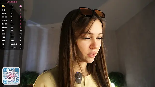 PearleKalmen - time to show my bra 💖