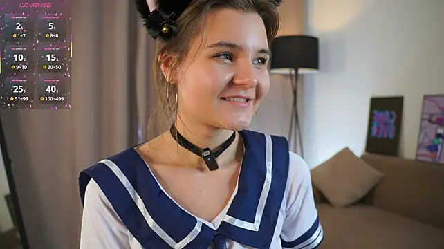 AngleClowney - wet my boobs close to cam ^^