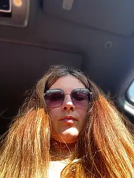 DaisyVibesss - 🌹boobies need some air
