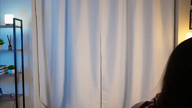 SelinaNesa - squeeze tits close to cam
