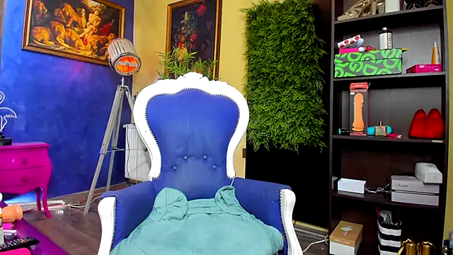 Nicolepalmer - naked cum,and squirt a lot