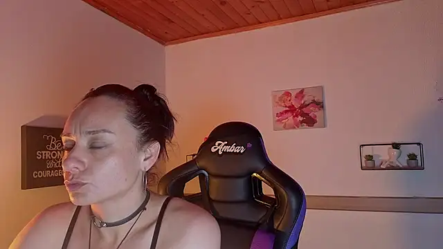 Saray_glow - armpit show