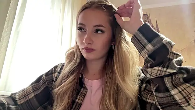 MarkitaHersch - Eye contact + smile