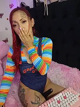 KiimKata_xxx_ - smoking a cigarette 😈