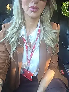 Miss_lateforclass - 2 min toy control 💦