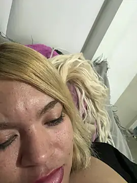 Yetsita - Enseño las nenas