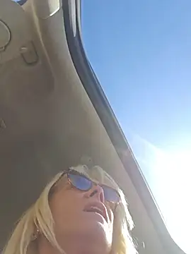 Nathotsexy1 - Squirt out door