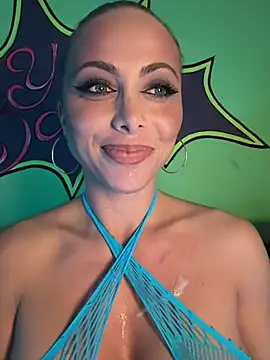 TamaraSavage - Anal fuck, anal fist and sloppy suck