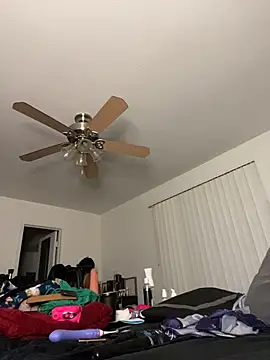 Reecieofficial - Toy Tease (External)