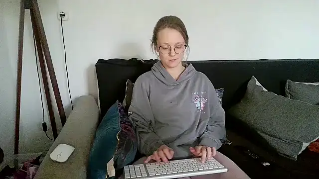 Leni-Fuchs - boobs oil ticket show