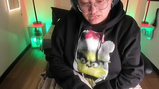 Lucky-leah - SHOW MY BOOBS