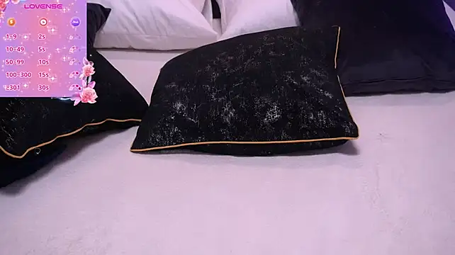 RosaAmour - Lovens control in the ass