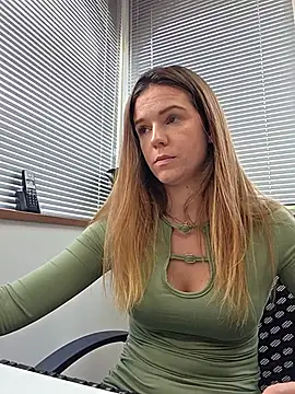 Lucie_mehott - FAIS MOI MOUILLER + 🎁