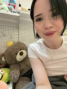 Kitty_sixseven - MASSAGE BOOBS IN KFC