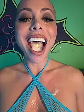 TamaraSavage - Anal fuck, anal fist and sloppy suck