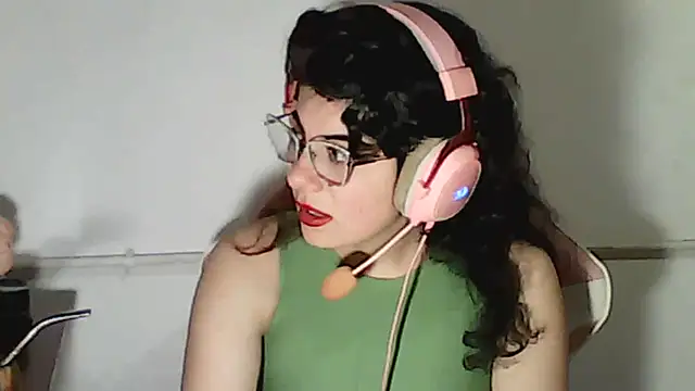 Owly_bloom - just chatting