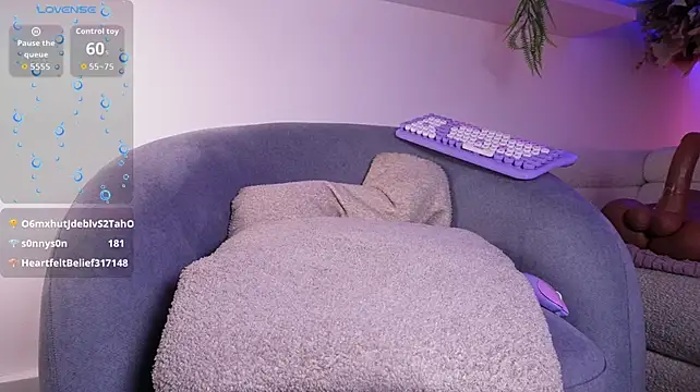 Baby_june1 - 🌸RIDE TORSO +CREAMY PUSSY⭐🌸