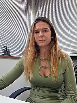 Lucie_mehott - FAIS MOI MOUILLER + 🎁