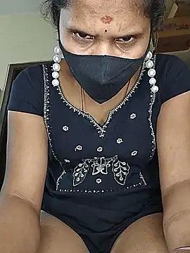 Malikasharavatea - Ass hole 2 toys face show ni public
