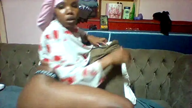Geminisiren - HI LOVES PLEASE HELP ME HIT MY GOAL