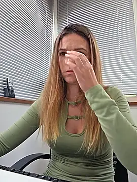 Lucie_mehott - FAIS MOI MOUILLER + 🎁