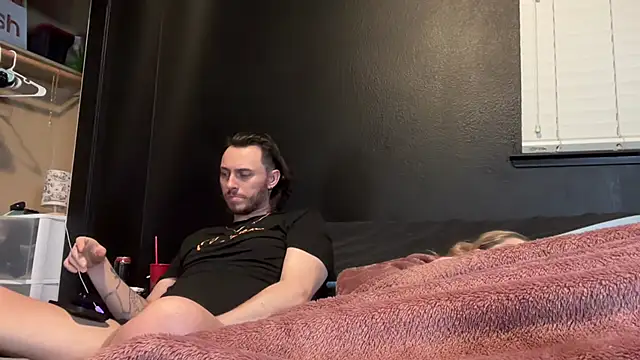 WhiteMamba6910 - CUMSHOT (I BUST FAT NUTS)