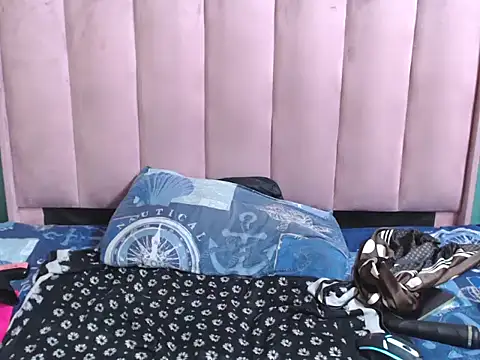 NaughtySweetCandy - Show pussy