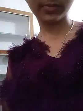 HOT_VASHU