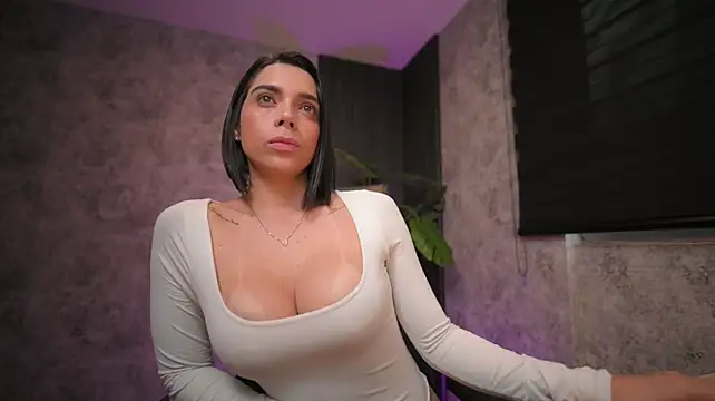 AmyWalker_ - ❤️ Show boobs + Pinch nipples ❤️