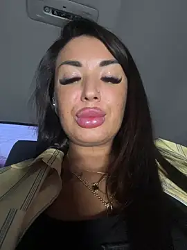 RuslanaXX - Squirt now