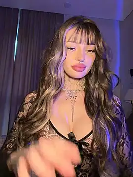Madelinexx - 🍒Flash boobs