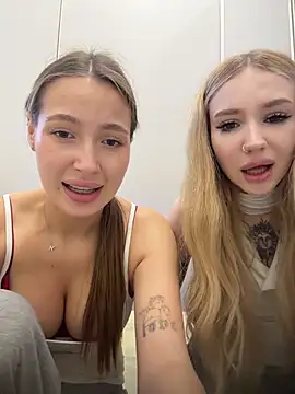 Coconut_milk - Zoe kiss ass Kate in panty