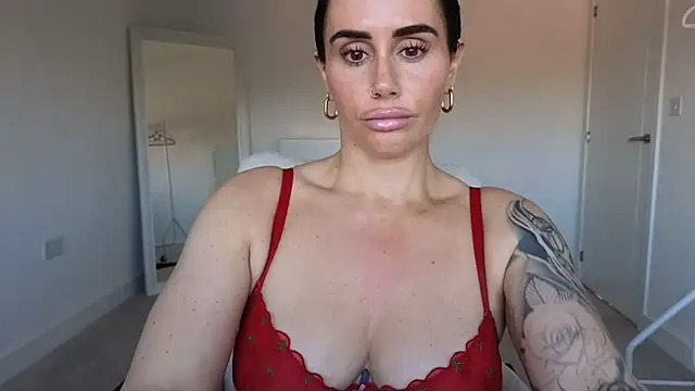 LibbyLoveHeartx - spoil me like i deserve