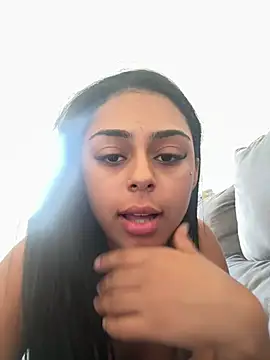 Luara_00x