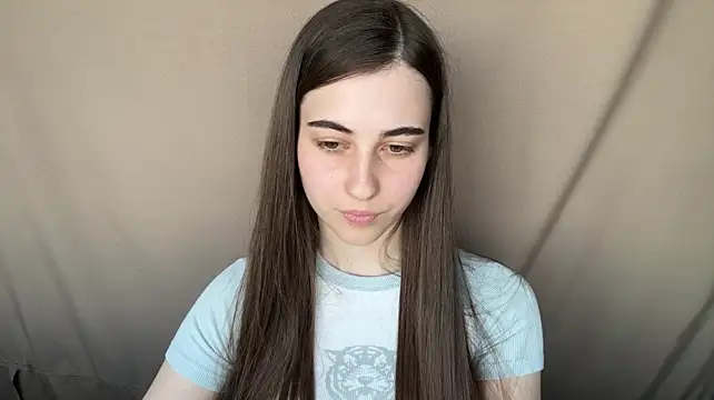 LenitaRamshur - Lower my shorts and tease close cam