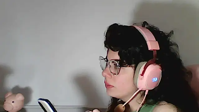 Owly_bloom - just chatting