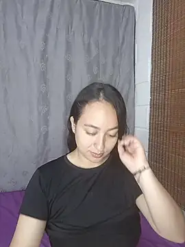 Talianarose - Sensual striptease