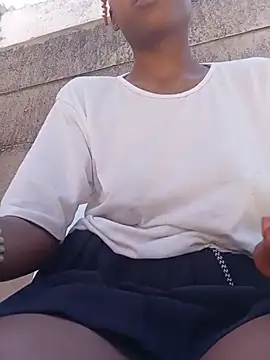 Sweethoneypot25 - Squirt front of an open door rsk😜🫣🤫